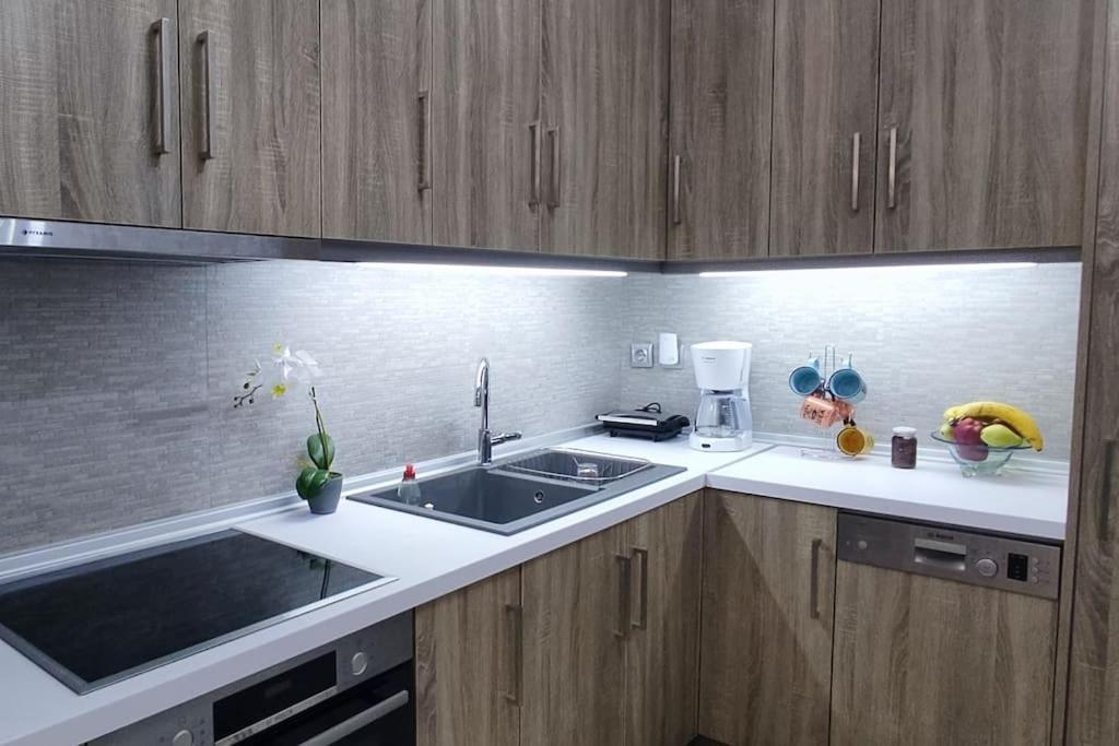 Modern Apartment In איתאה מראה חיצוני תמונה